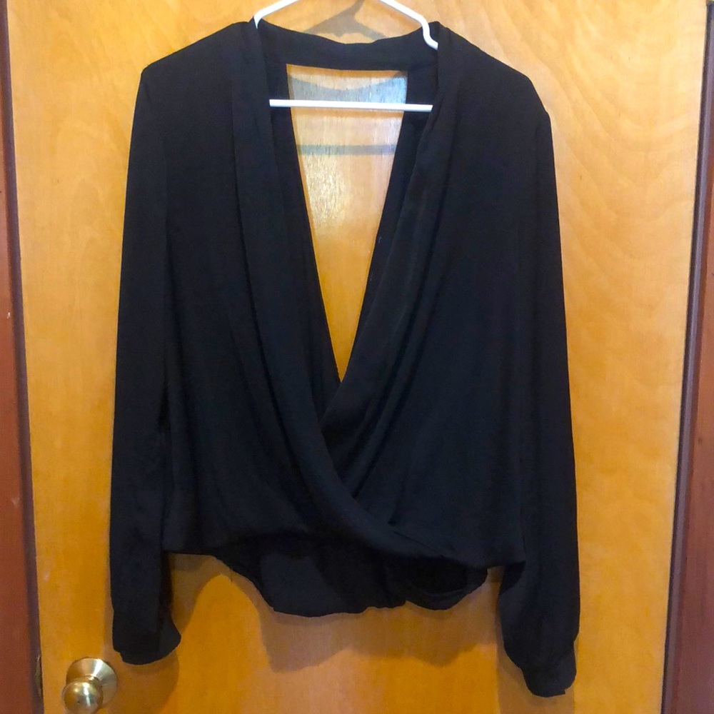 Women’s black open long sleeve blouse